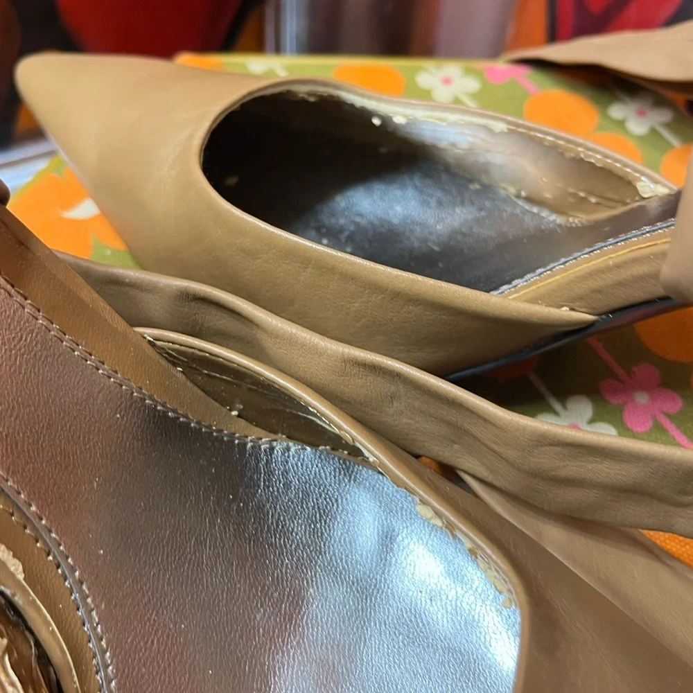 Vintage leather Y2K size 8.5 Nine West Tan Pointed Toe ankle strap Stilletos - Picture 6 of 17